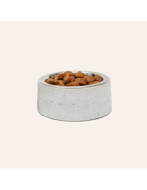 Ręcznie robiona betonowa miska z metalowym wkładem dla psa - Won Ton Bowl